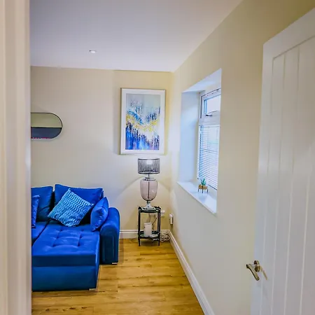 Deja Blue Luxury 3br By Altoluxo Short Lets & Serviced With Free Wifi & Parking בית נופש בריסטול
